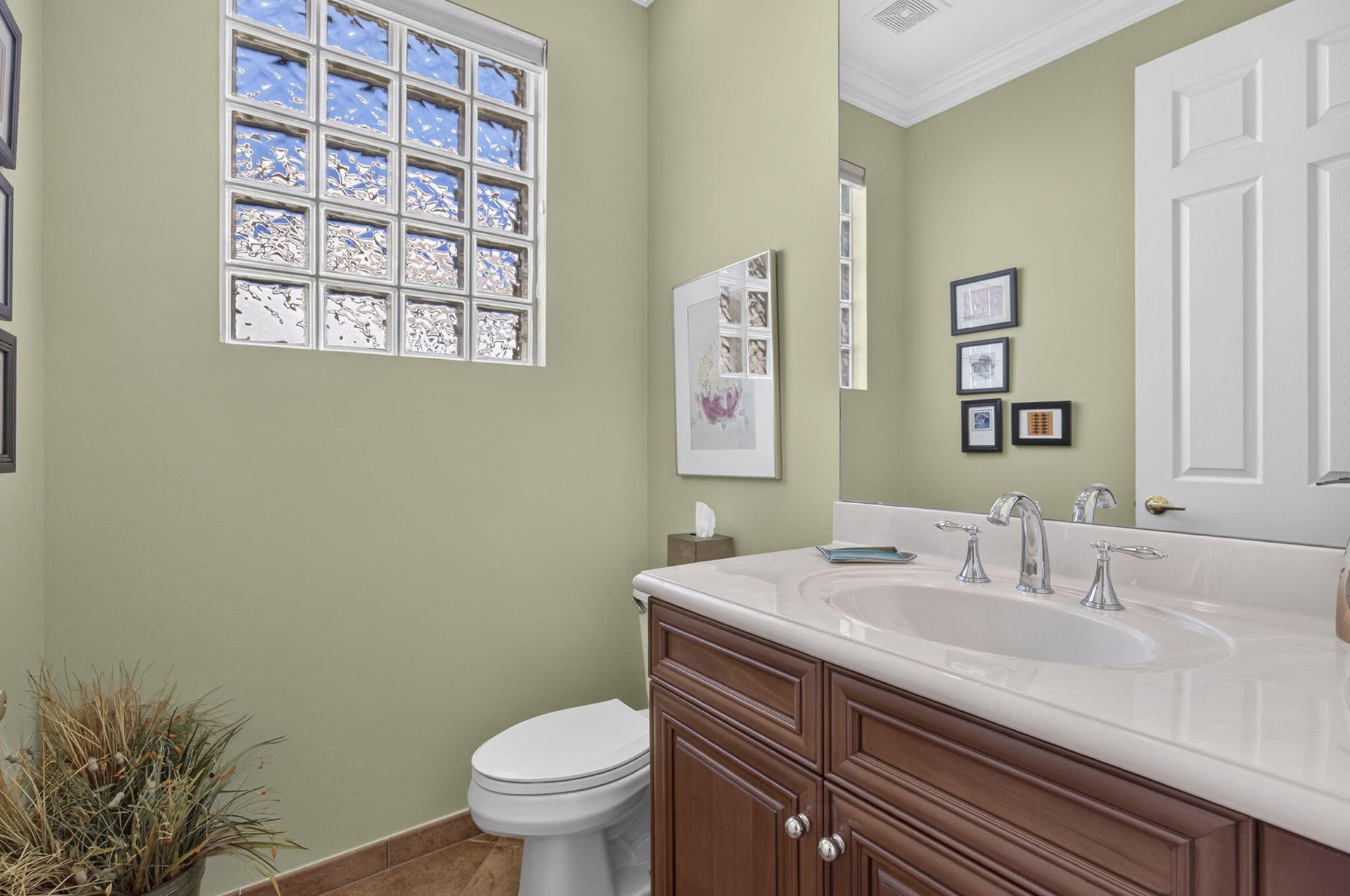 Residence photo 35