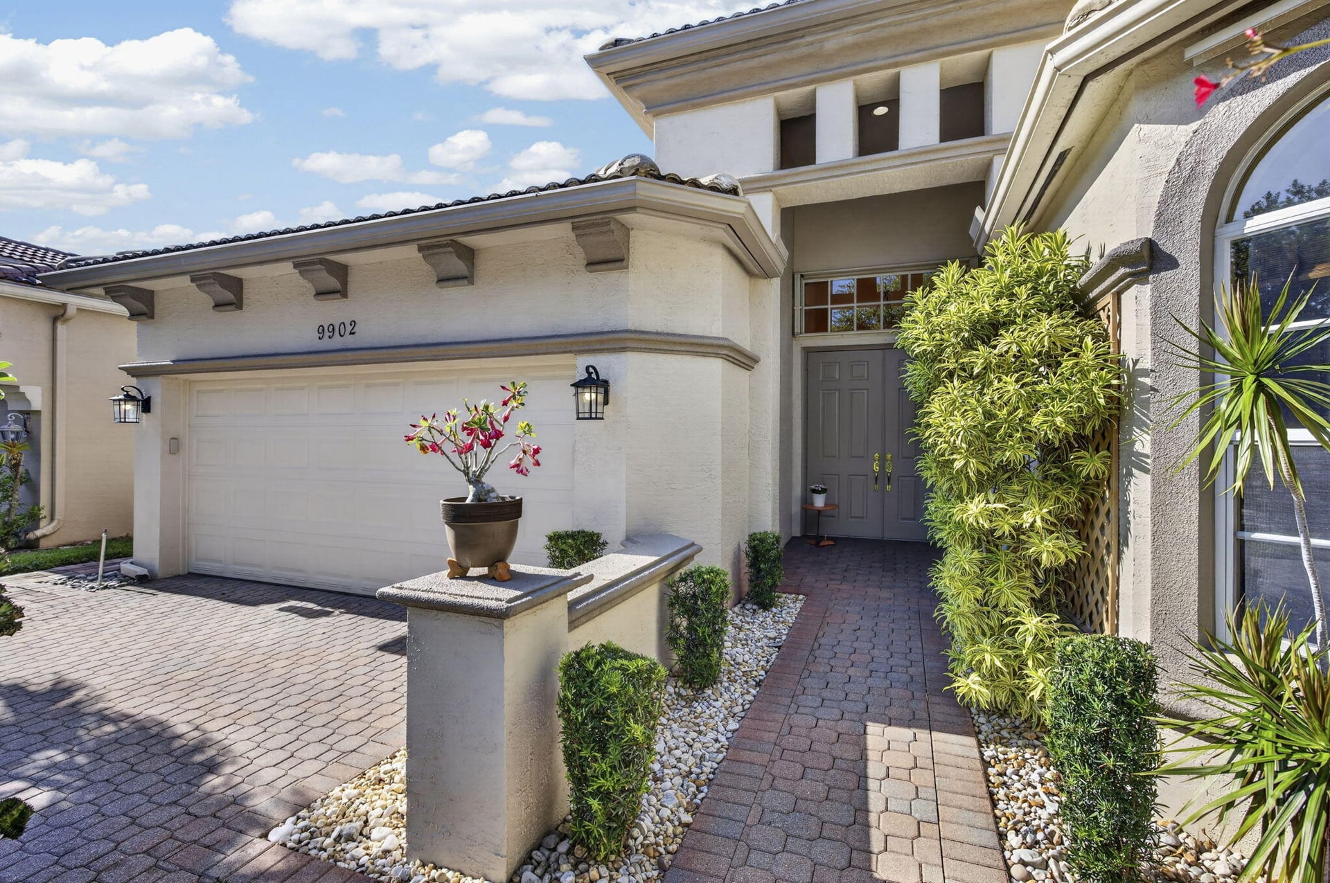 Residence photo 47