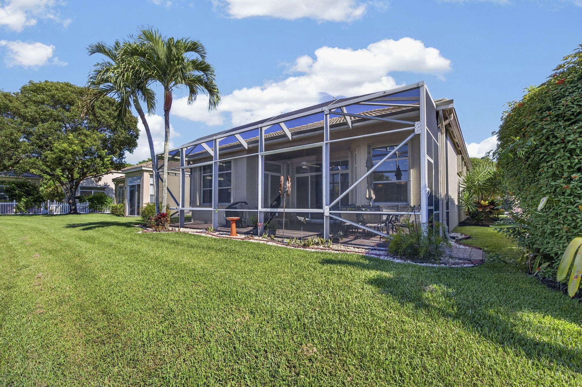 Residence photo 49