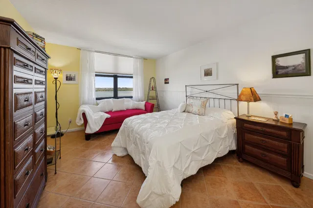 Singer Island Unit B7c photo 12