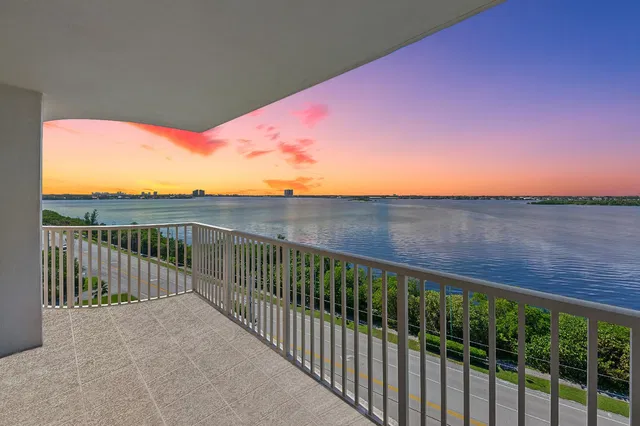 Singer Island Unit B7c photo 29