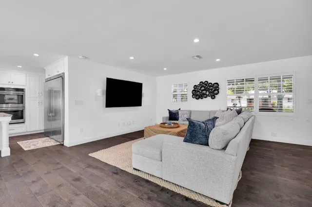Residence photo 6