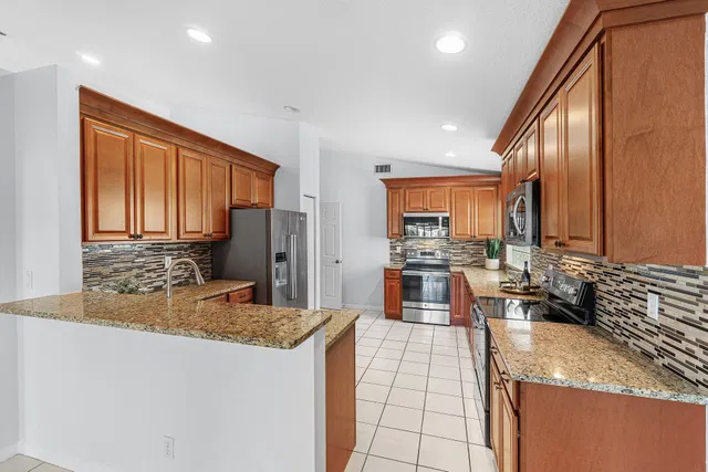 Residence photo 4