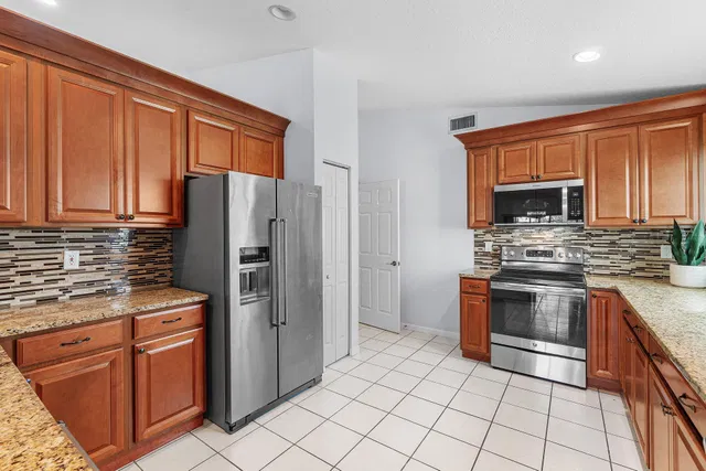 Residence photo 5