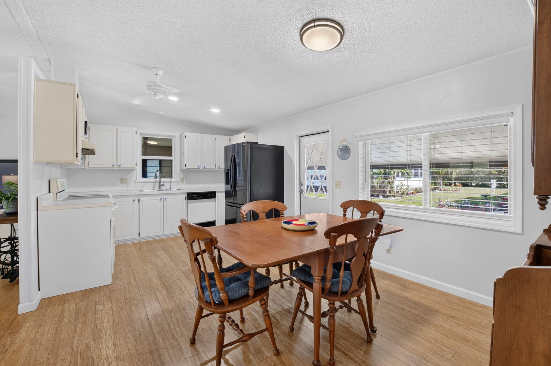 Residence photo 5