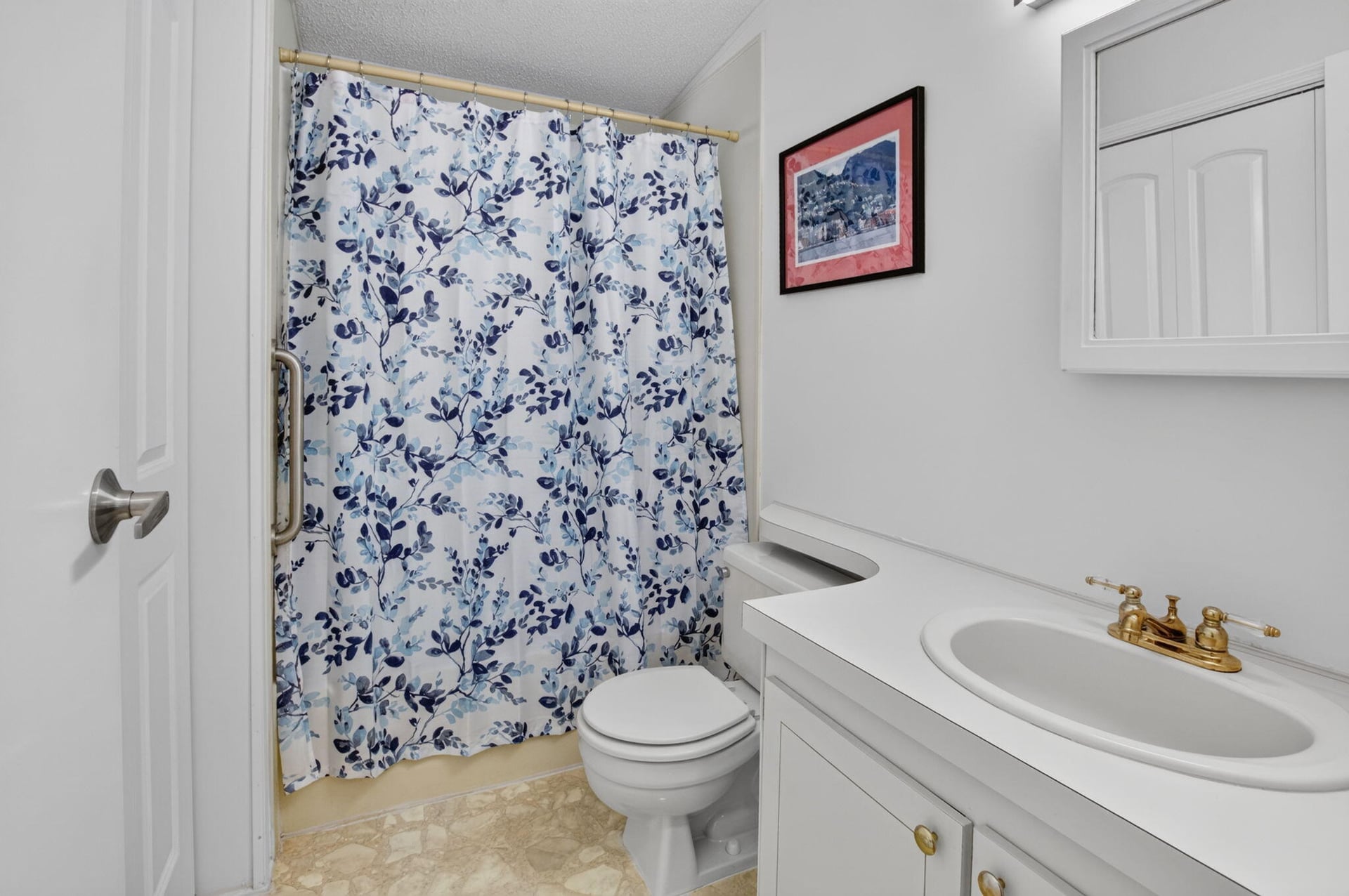 Residence photo 17