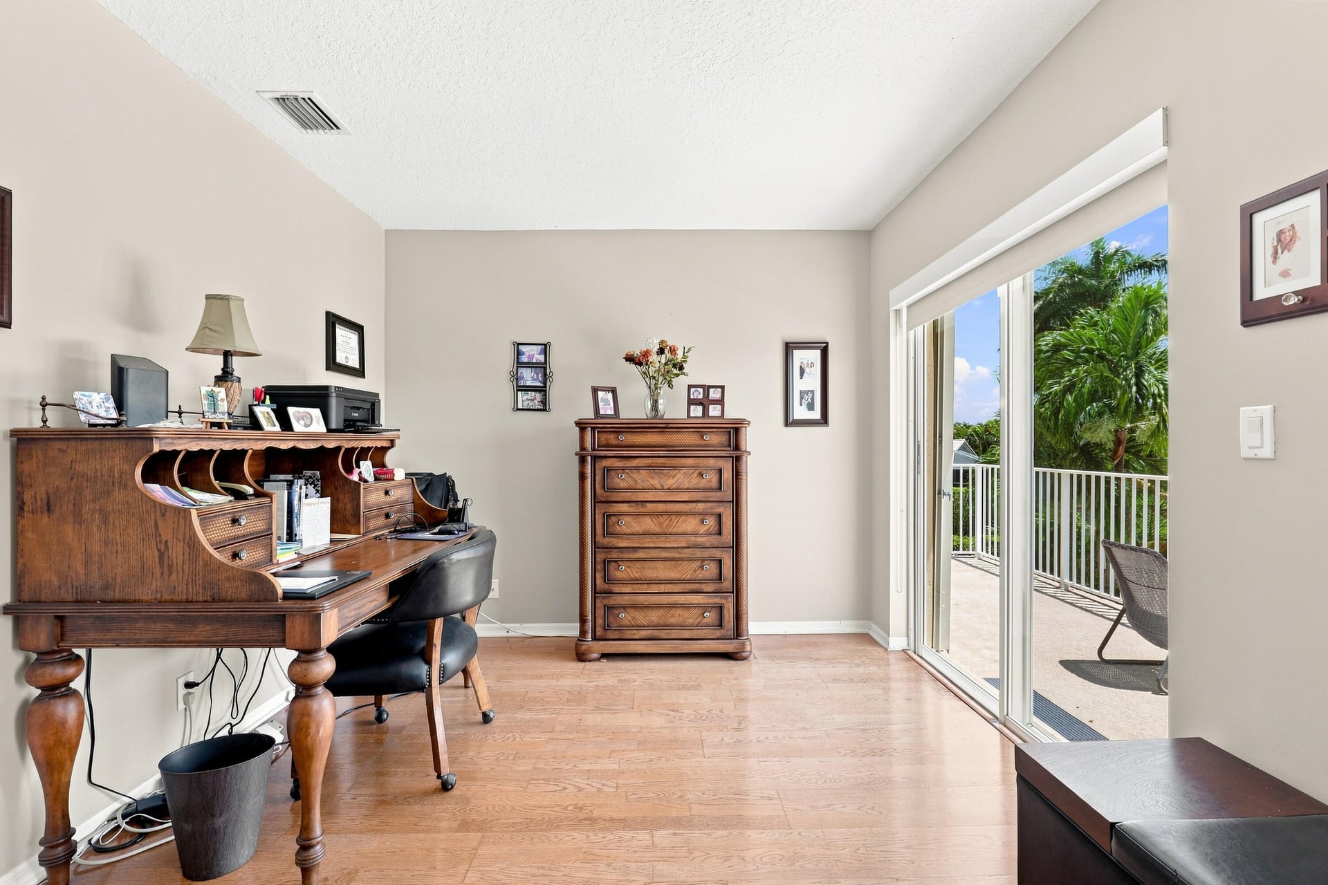 Residence photo 28
