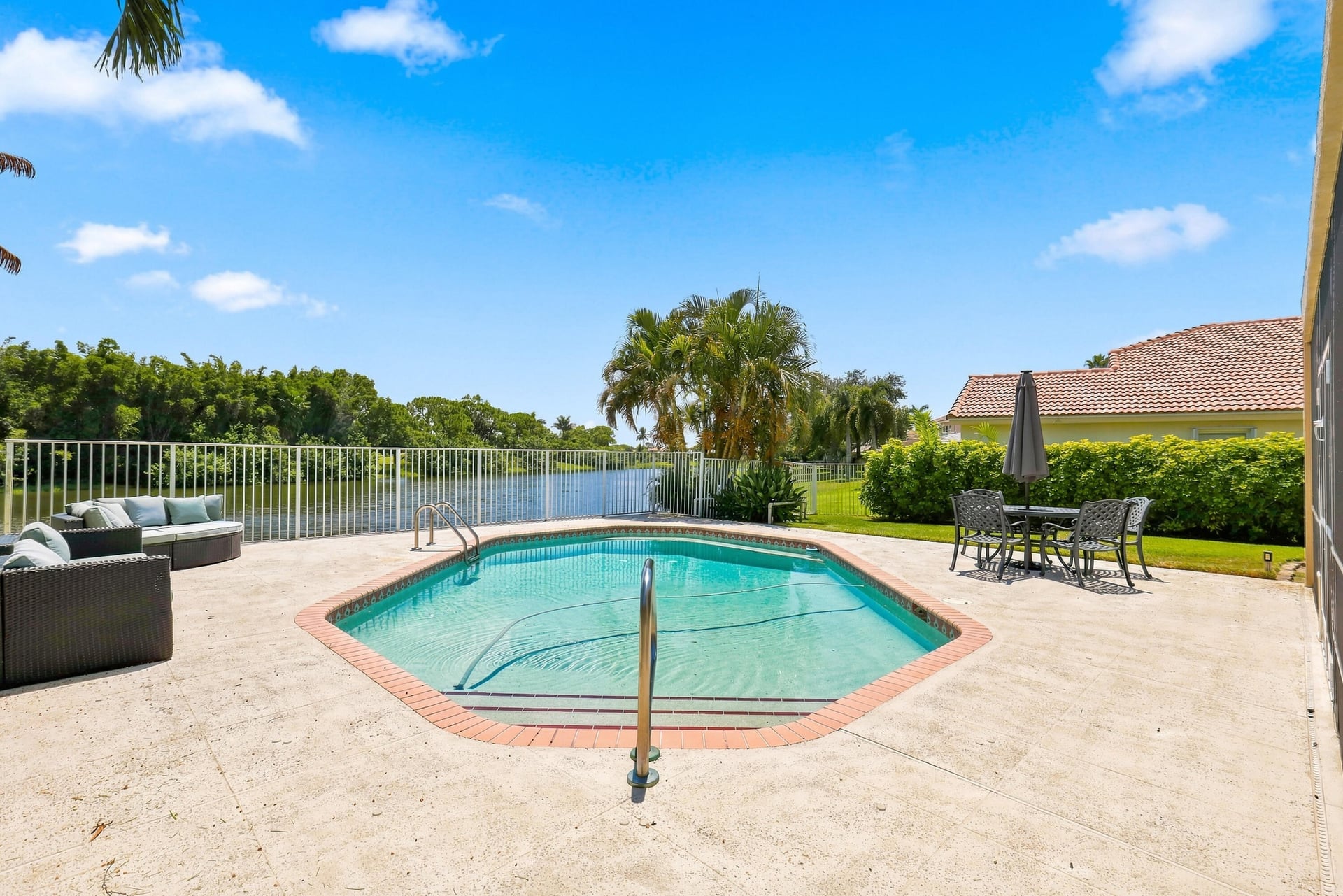 Residence photo 44