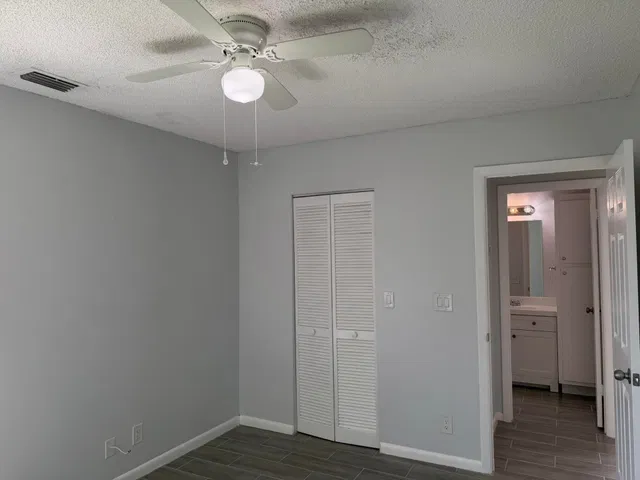 Residence photo 19
