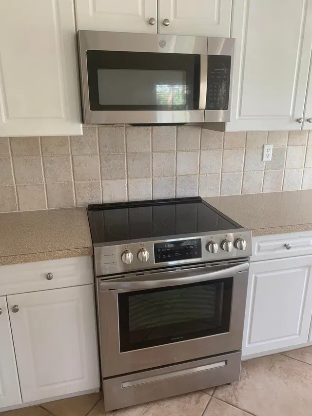 Unit 101 photo 23