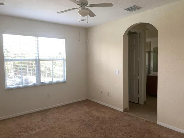 Unit 101 photo 39