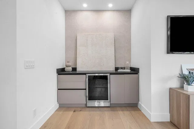 Residence photo 32
