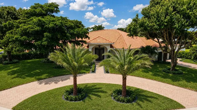 Residence photo 2