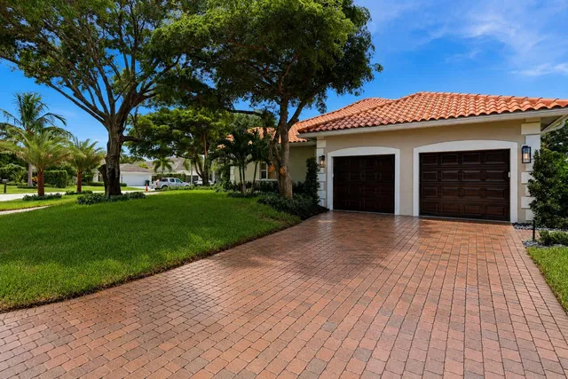 Residence photo 5