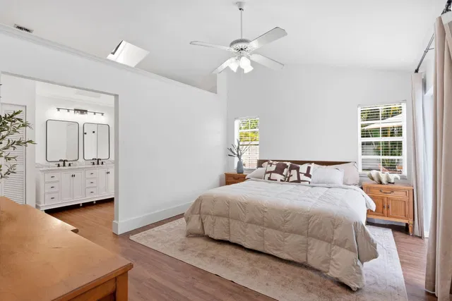 Residence photo 12