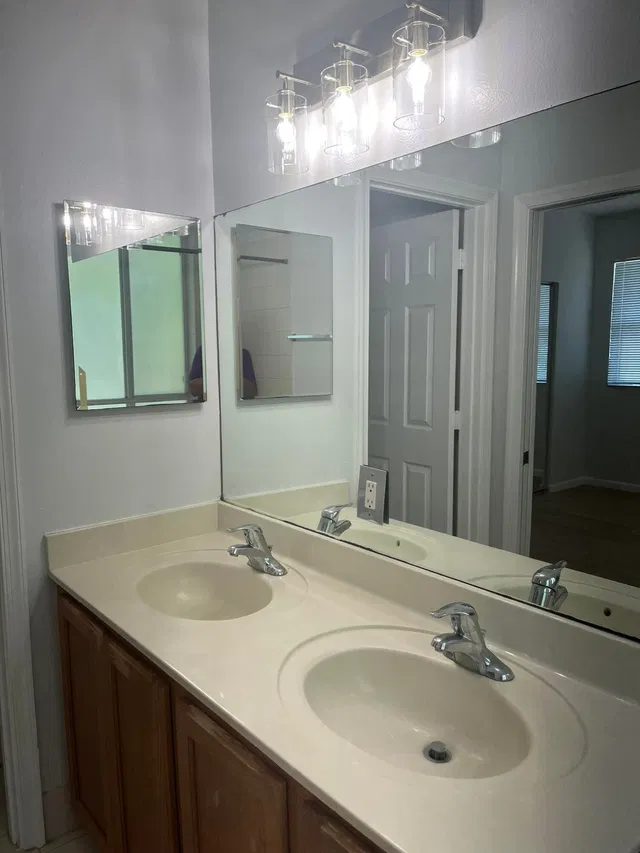  Residence photo 11