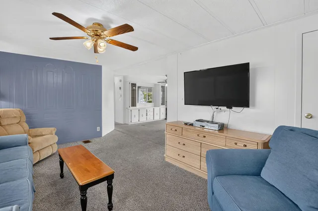 Residence photo 8