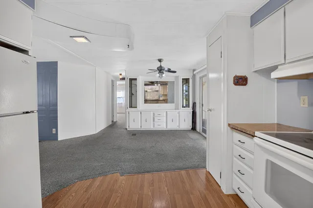 Residence photo 11