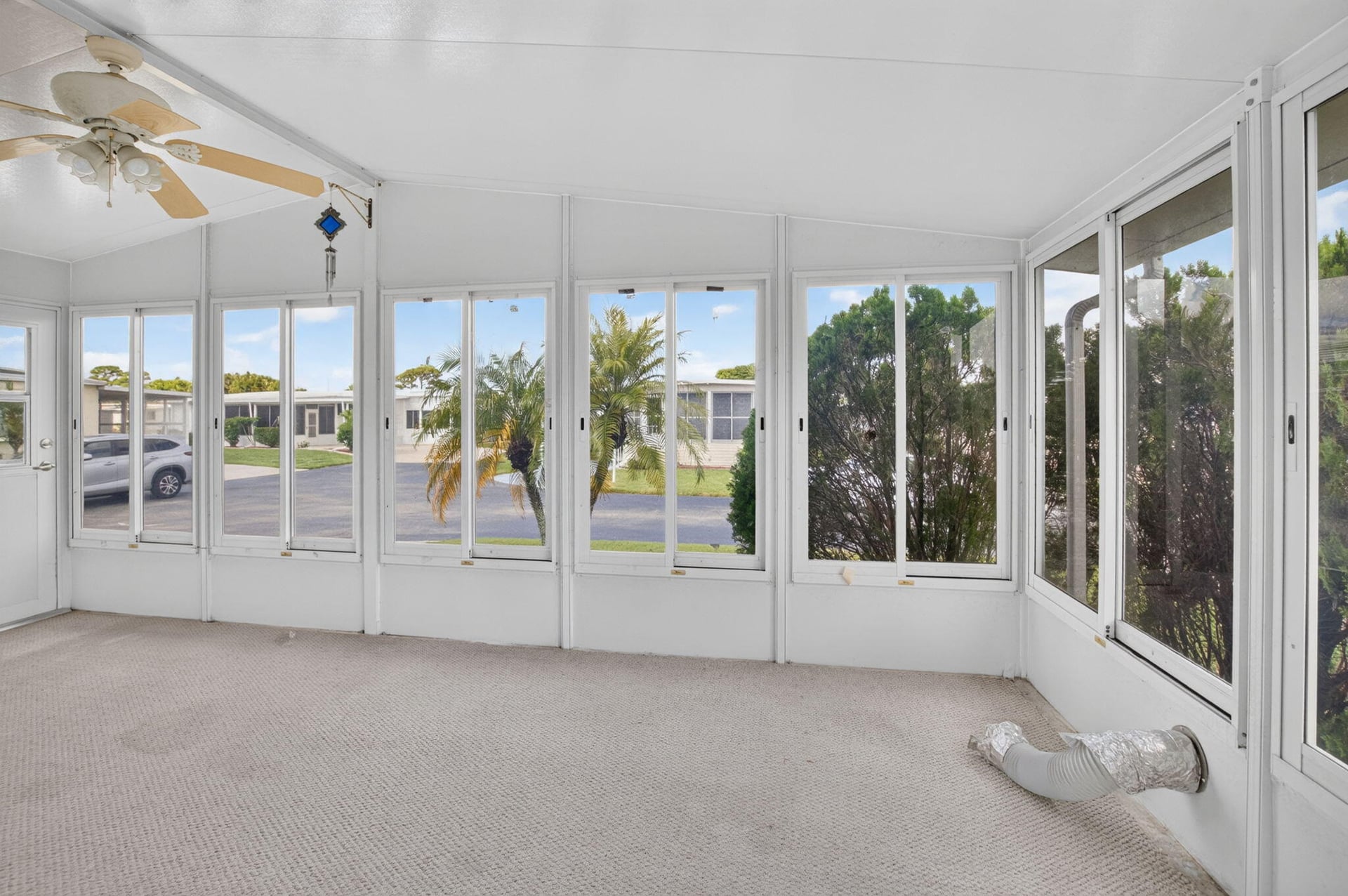 Residence photo 12