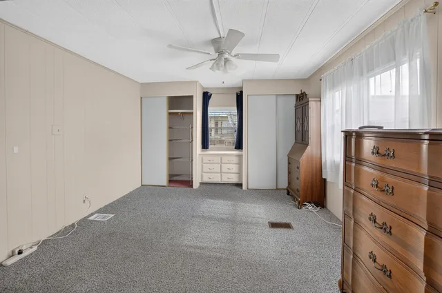 Residence photo 16