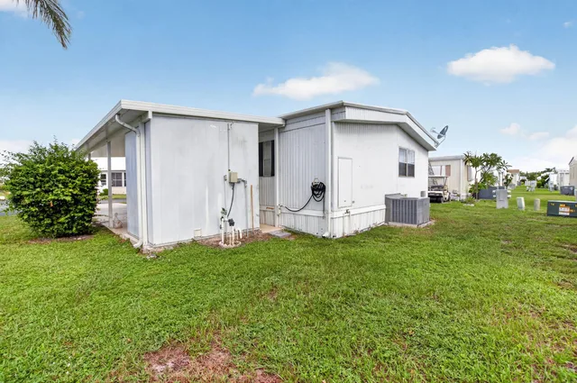 Residence photo 35