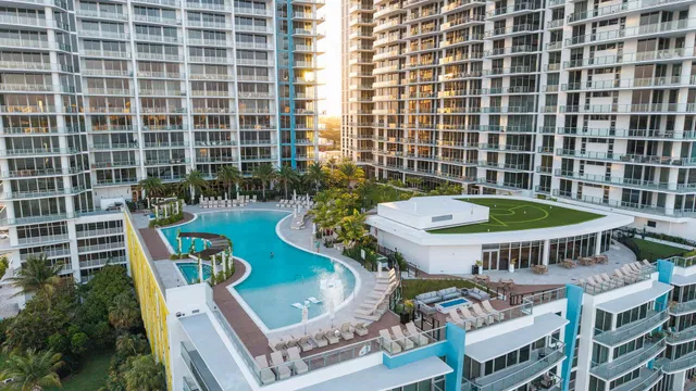 Nautilus 220 Unit 2223 photo 3