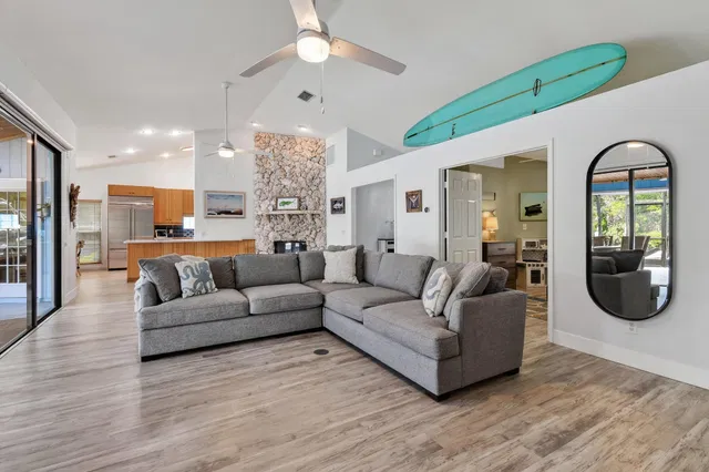 Residence photo 8