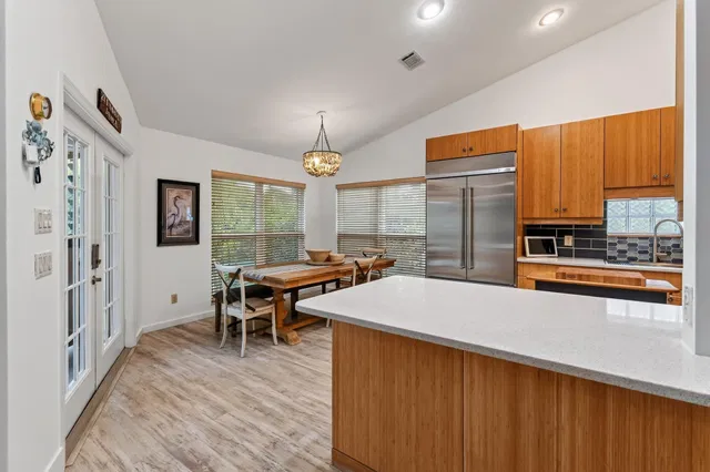 Residence photo 11