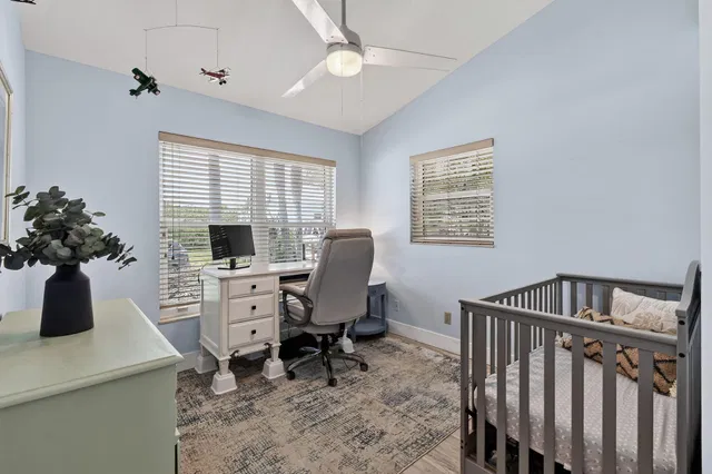 Residence photo 20