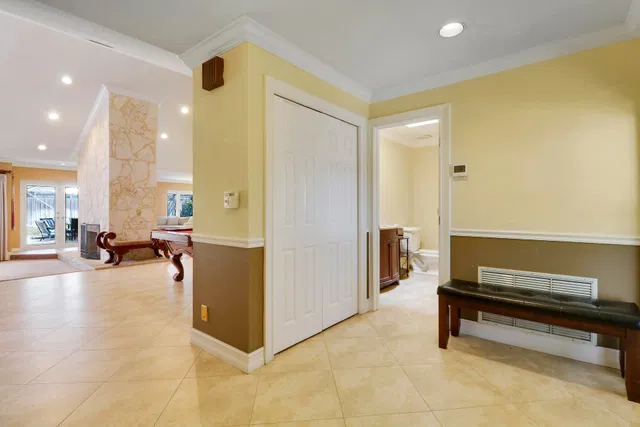 Residence photo 43