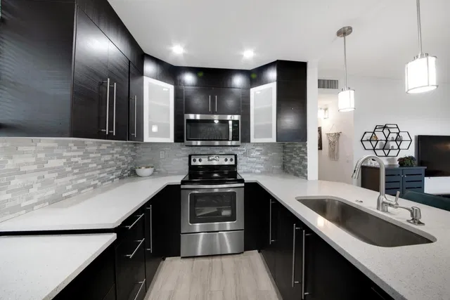 Residence photo 4