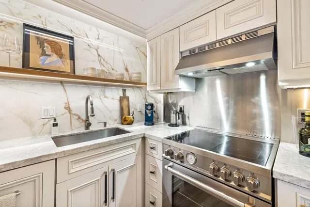 South Palm Beach Unit 205 photo 11