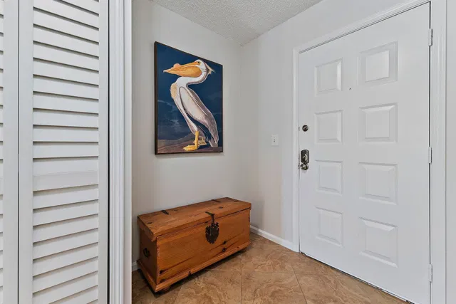Unit c203 photo 6