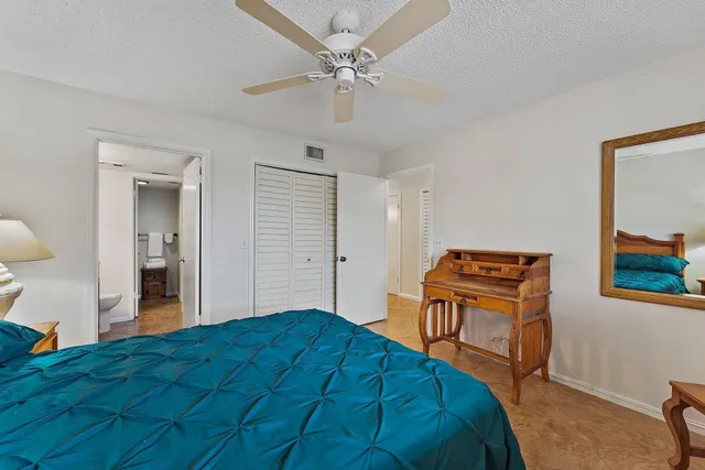 Unit c203 photo 8