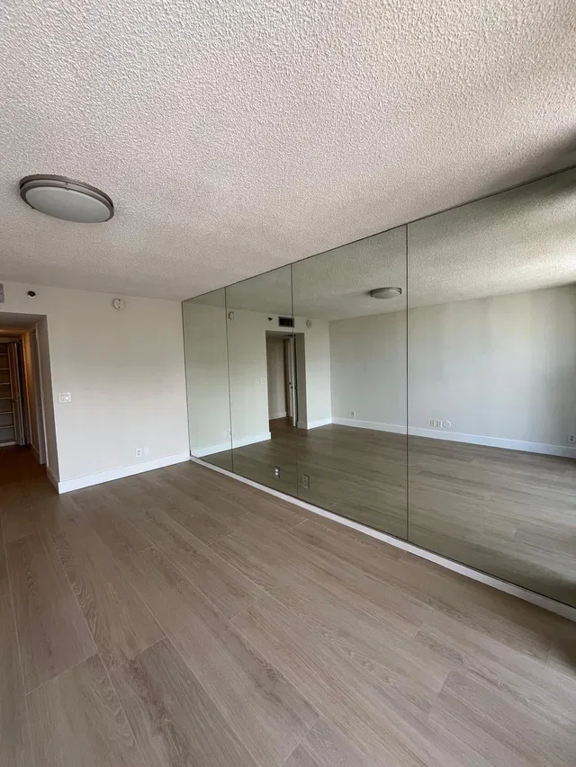 South Palm Beach Unit 411 photo 16