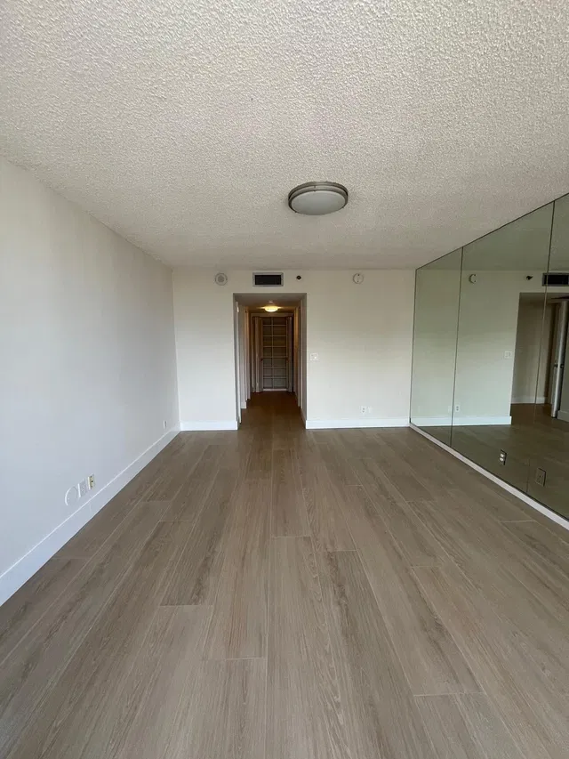 South Palm Beach Unit 411 photo 17