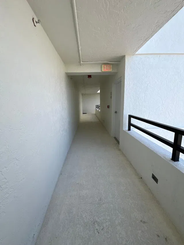 South Palm Beach Unit 411 photo 24