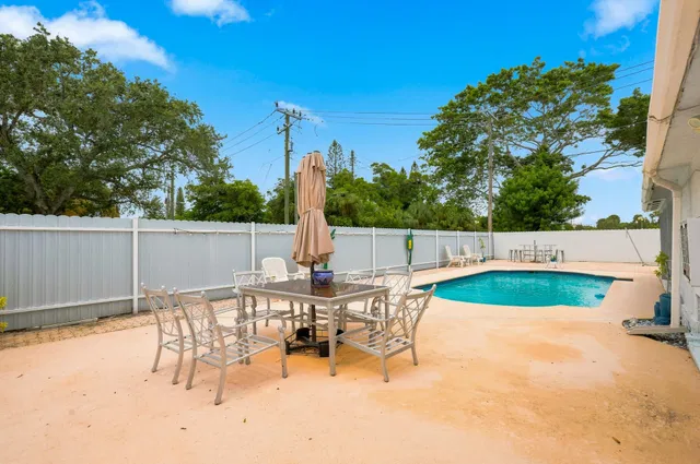 Residence photo 26