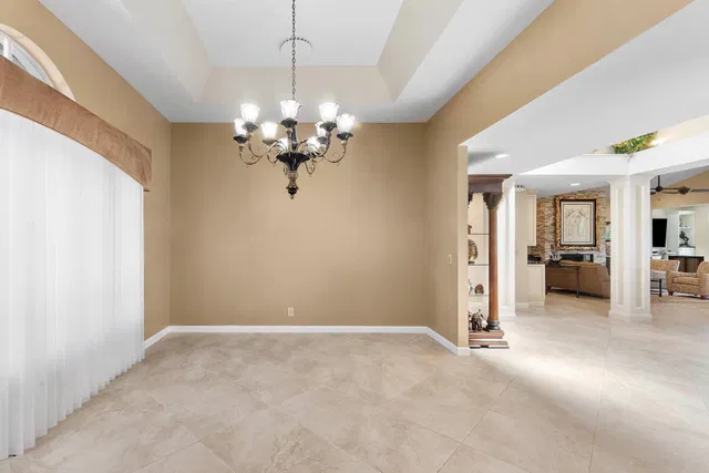  Residence photo 5
