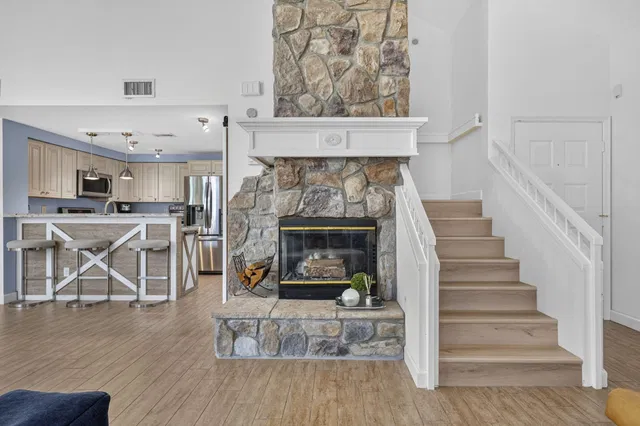  Unit 1209 photo 9