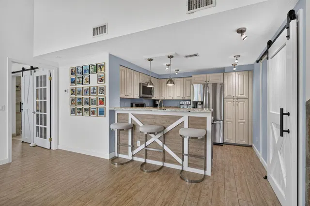  Unit 1209 photo 11