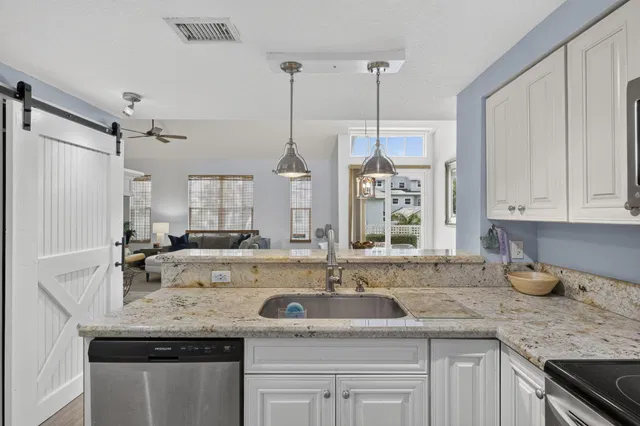  Unit 1209 photo 17