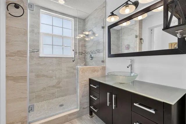  Unit 1209 photo 25