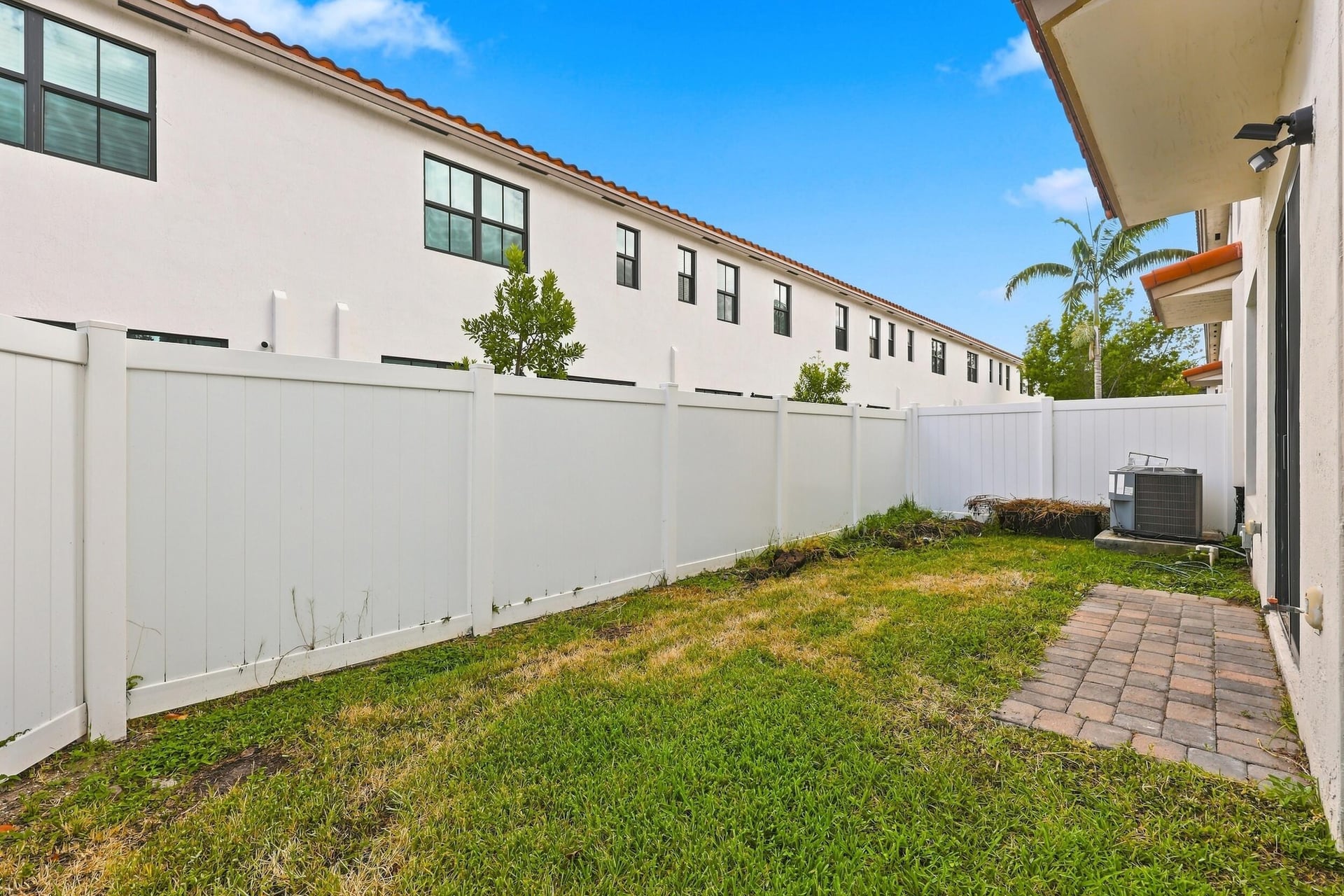 Residence photo 11
