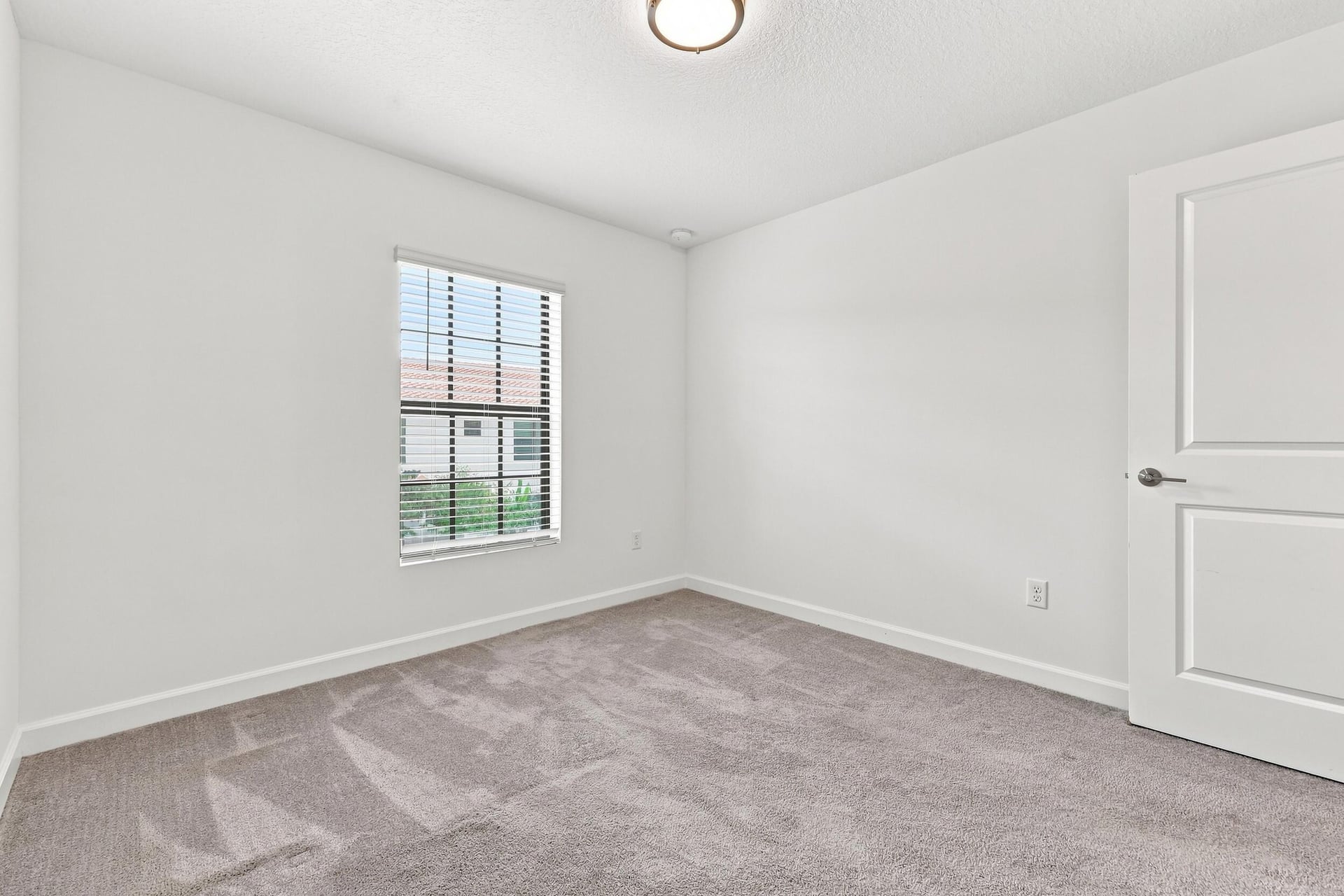 Residence photo 18