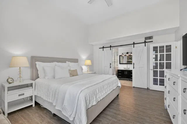 Unit 1209 photo 28