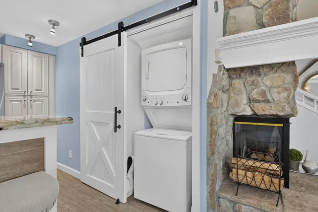 Unit 1209 photo 33