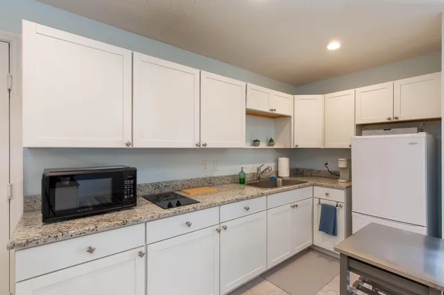 Residence photo 6