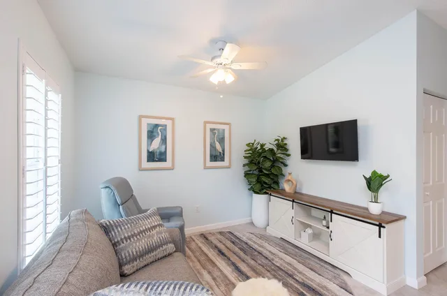Residence photo 7