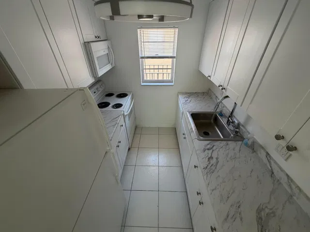 Boca Raton Unit Unit 248e photo 18
